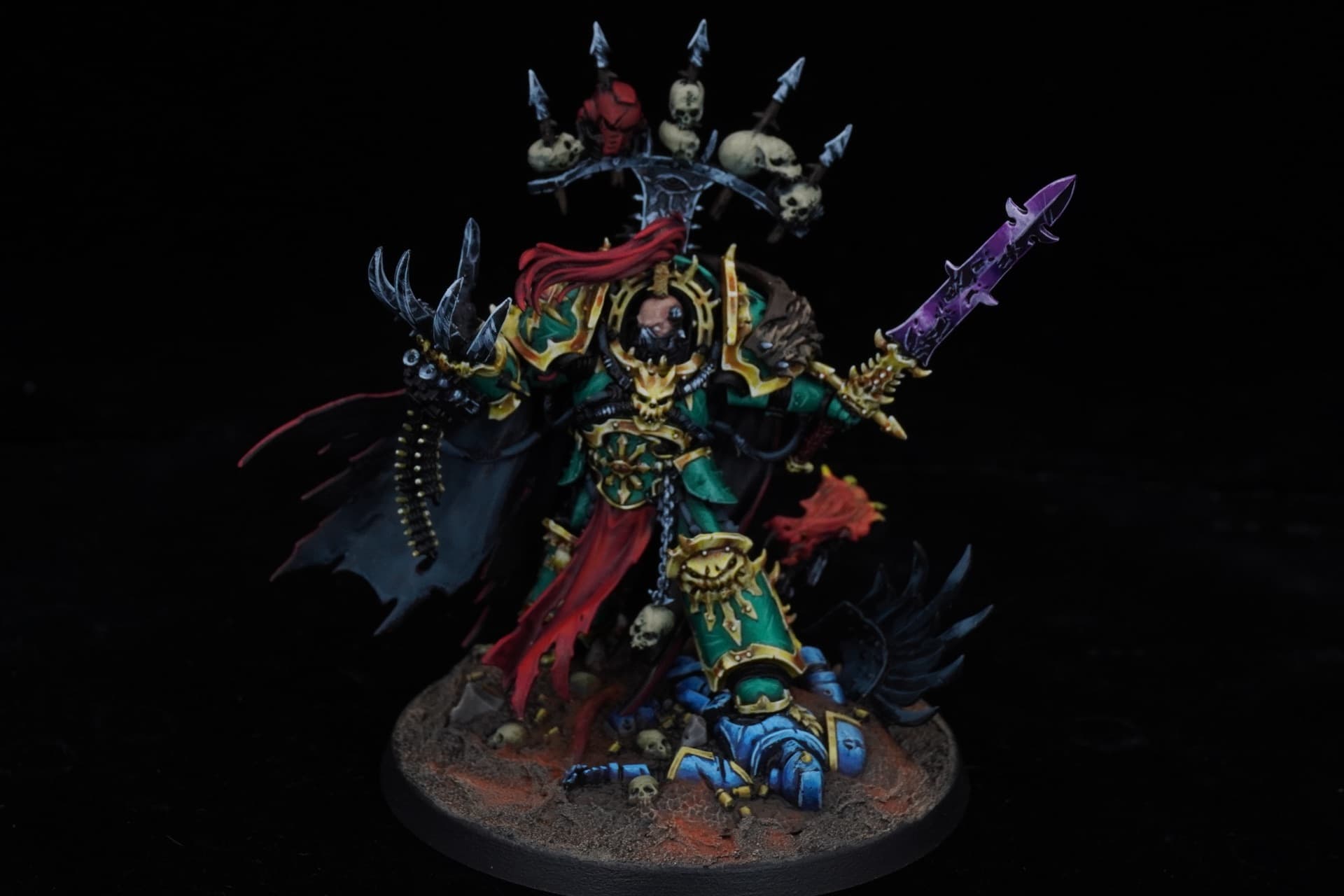 Abaddon — détail manteau